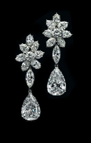 Polished Metal Diamond Hanging Pear Earrings, Style : Antique