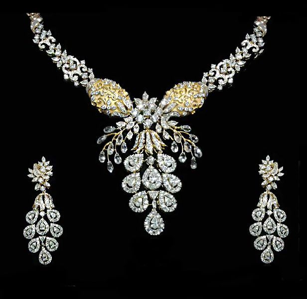 Polished Diamond Beau Necklace, Purity : VVS2