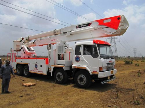 Insulated Aerial Bucket Truck