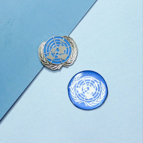 Circle Pin Badge Flag Badges, Color : Blue White