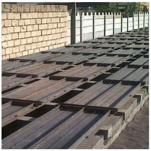 Galvanized Finished Rectangular Alloy Steel Precast Mould, for Construction Use, Length : 10-20 Feet