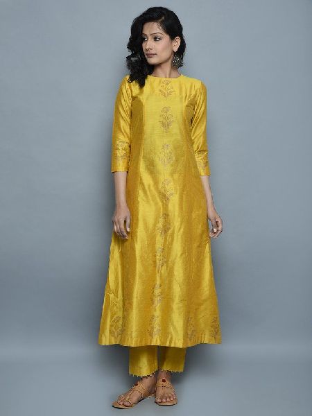Details 85+ latest silk kurti latest - thtantai2