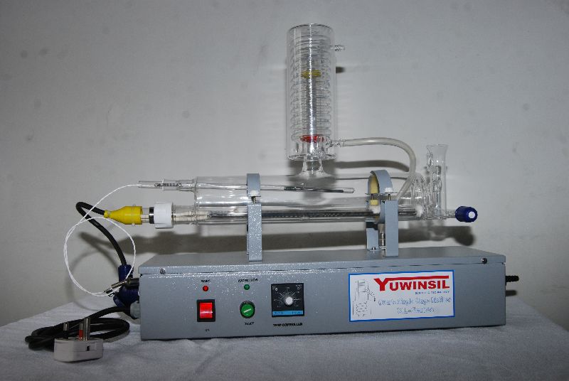 All Quartz Single Distiller. Horizontal Model with 3 Level Built-In Safety Control. 5 to 6 LPH