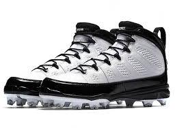 Plain 300-400gm PVC baseball shoes, Size : 7, 8