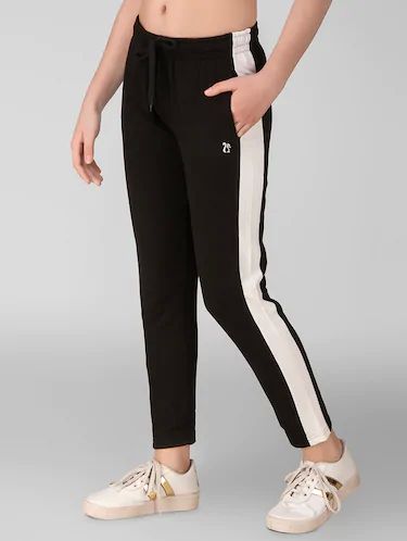 Ladies Sports Lower Manufacturer Supplier from Gurugram India