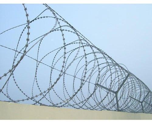 Galvanized Steel Round Barbed Wire, Feature : Easy To Fit, Good Quality, High Performance