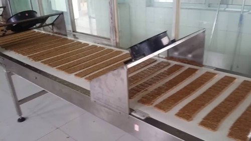 50 Hz Chikki Making Machine, Capacity : 35-60 kg per hour