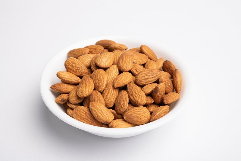 Almond, for Milk, Sweets, Feature : Good Taste, Rich In Protein, Vitamin