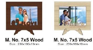 Wooden Photo Frames, for Termite Proof, Stylish Look, Perfect Shape, Pattern : Plain