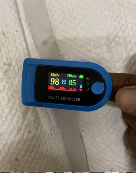 Plastic Pulse Oximeter, for Medical Use, Certification : CE Certified