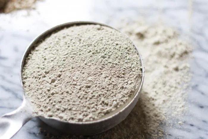 Bentonite, for Decorative Items, Gift Items, Making Toys, Style : Dried