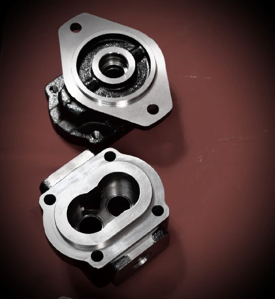 Polished Aluminium Hydraulic Flanges, for Industrial Use, Size : Standard