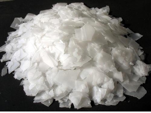 Caustic Soda Flakes & Lye, for Paper Making Industry, Soap, Textile, Water Treatment, Purity : 99%