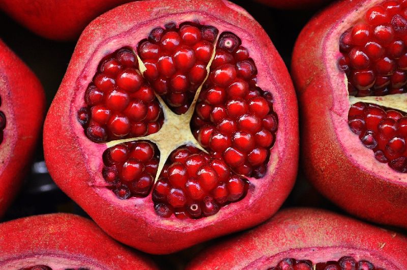 Organic fresh pomegranate, for Making Custards, Making Juice, Making Syrups., Packaging Type : Wooden Box