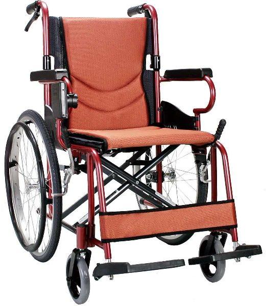 KM 2500L - Lightweight Wheelchair