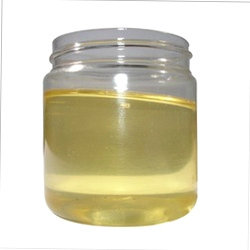 Mineral oil, for making hair cream, lipstick, skin fat, Purity : 99.99%