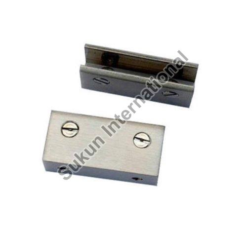 Brass Glass Brackets, for Wall Mounting Use, Industry, Size : 60x10mm, 70x15mm