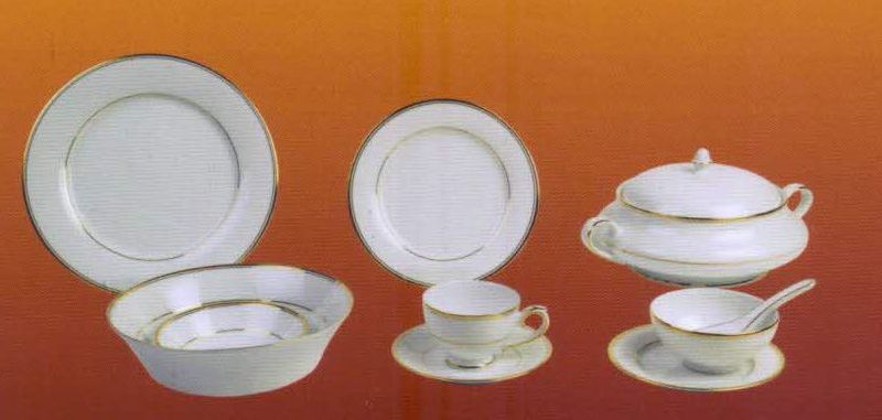 Infinity Gold Porcelain Dinner Set, for Home Use, Hotels, Restaurant, Feature : Dust Proof, Fine Finished