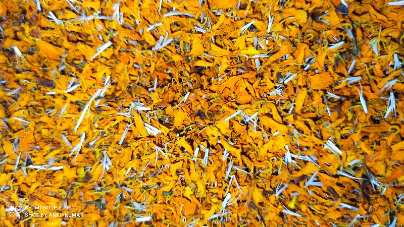 Natural Dried Marigold Flowers, Packaging Type : Plastic Packets