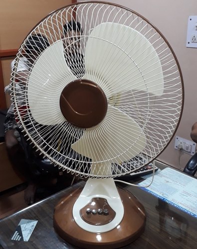 Rizco Plastic table fan