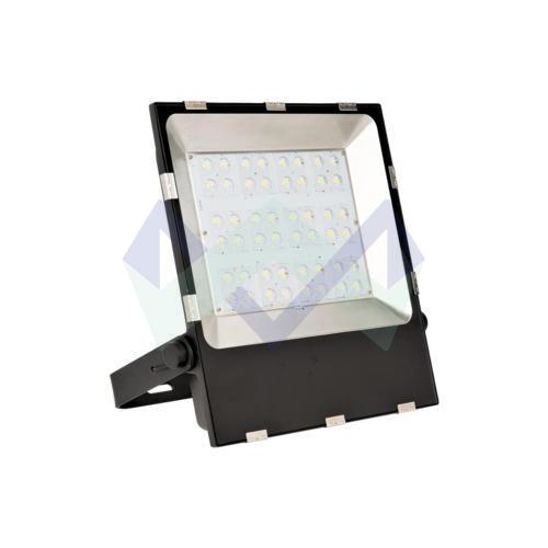 bajaj 50 watt led flood light