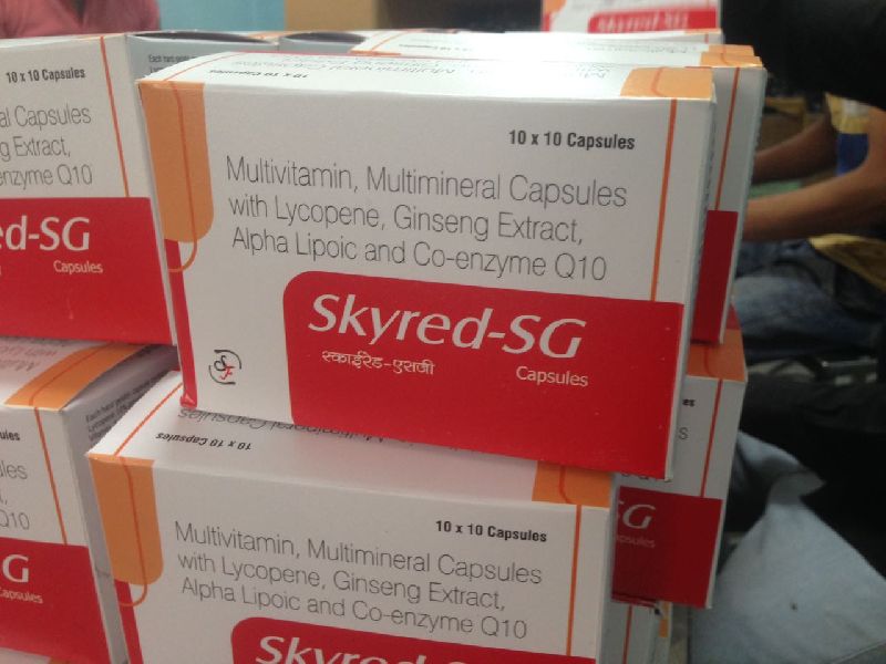 Skyred-SG Multivitamin Capsules, for Clinical, Hospital