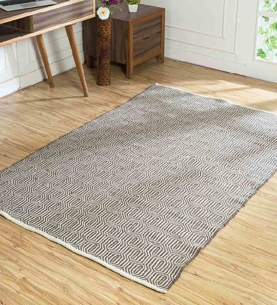Rahil Rugs Hand Woven Wool Carpet, Size : 5x7 Feet