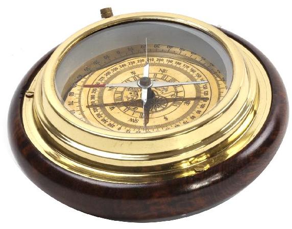 Polished Desk Wooden Compass, for Gift Item, Direction Tracking, Ship, Specialities : Optimal Design