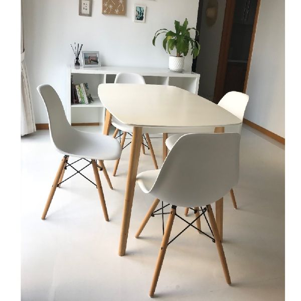 Rectangle Wood 4 seater dining table, for Cafe, Garden, Home, Restaurant, Feature : Stylish Look