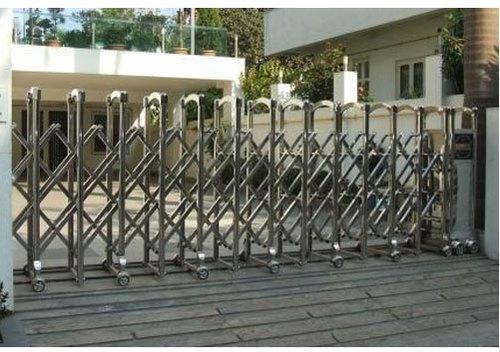 Rolling Retractable Gates