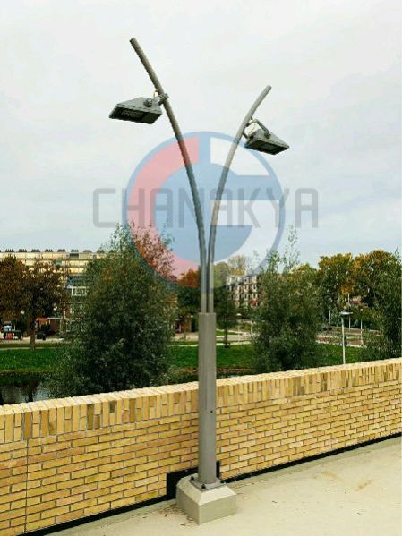 GIRAFFE Lighting Pole