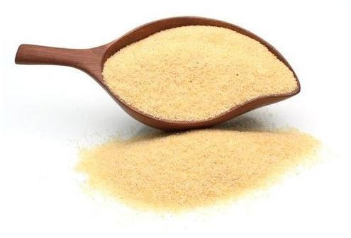 Common Semolina Flour, for Cooking, Snacks, Certification : FSSAI