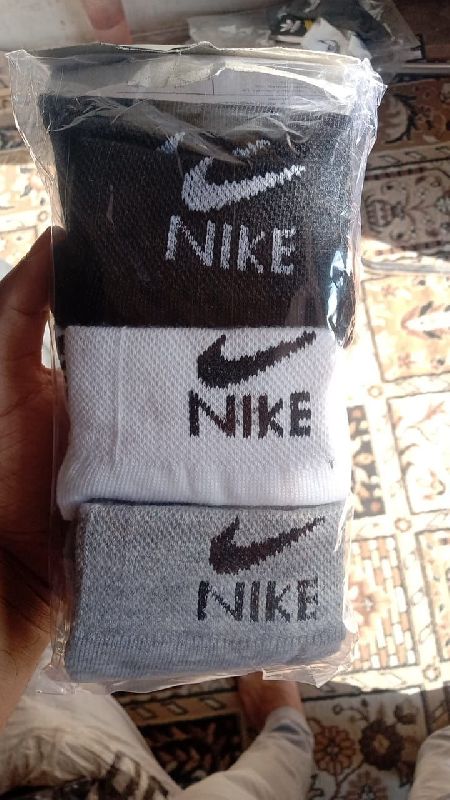 Cotton Plain nike socks, Feature : Anti Bacterial, Anti Wrinkled, Comfortable, Easy Washable, Skin Friendly