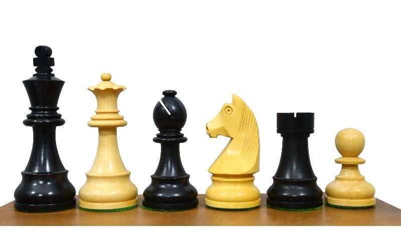 Tournament chess set