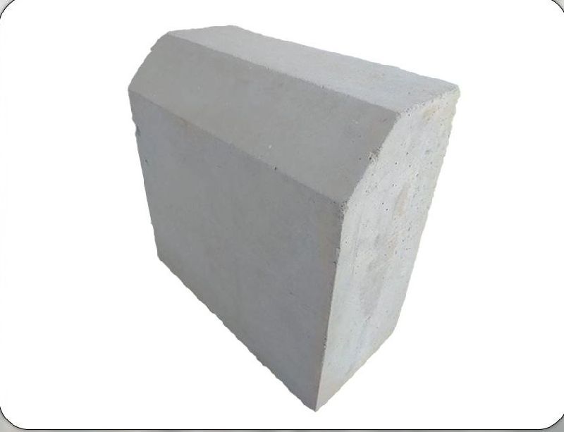 SWASTIK ALW Plain Cement Tappered Kerb Stone, for Divider