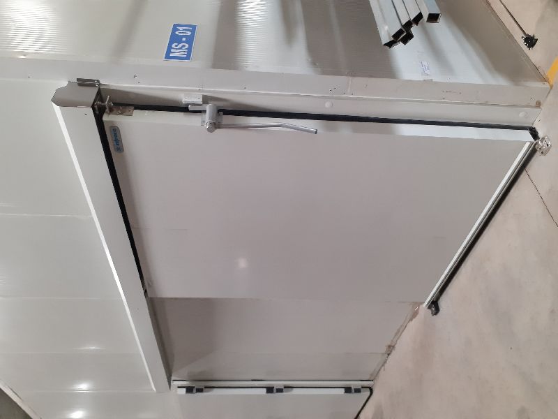 cold storage doors installation services