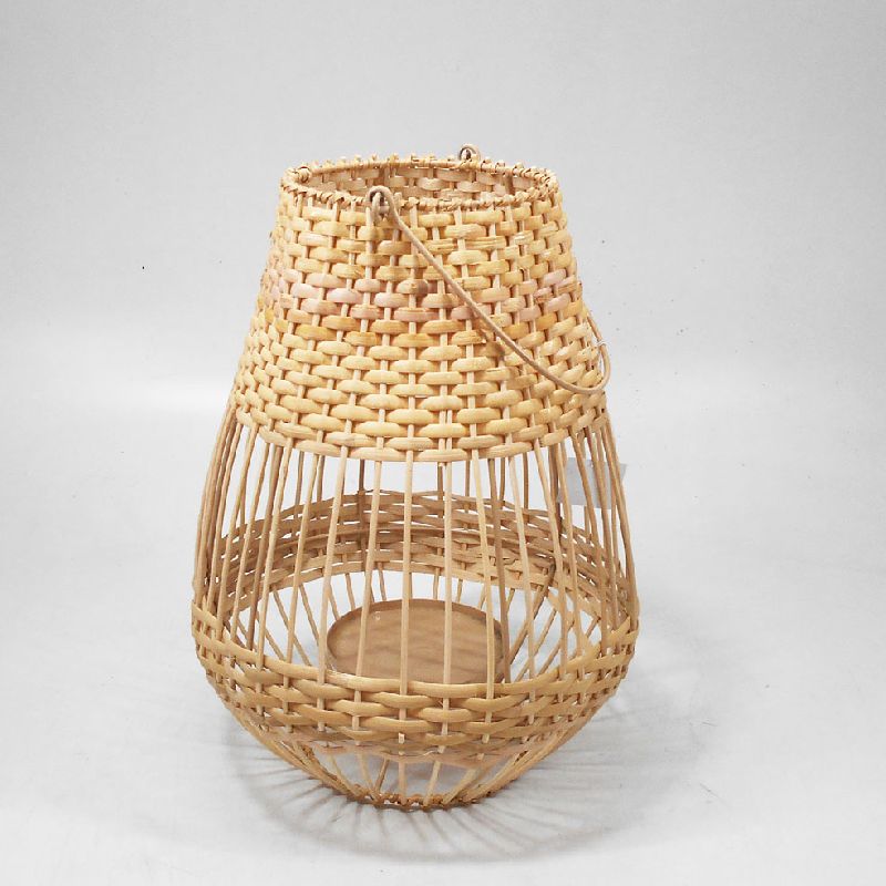 Polished Outdoor Rattan Lantern, Technics : Machine Made