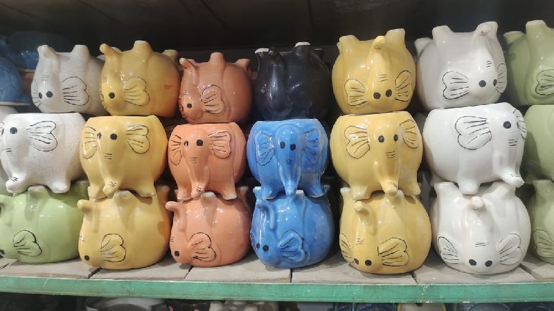 Elephant Ceramic Planter 6 H D5, Feature : Attractive Look, Colorful Pattern, Perfect Shape, Stylish In Design
