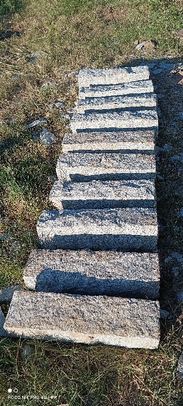 Granite survey Boundary stone, Color : Black, white or Grey