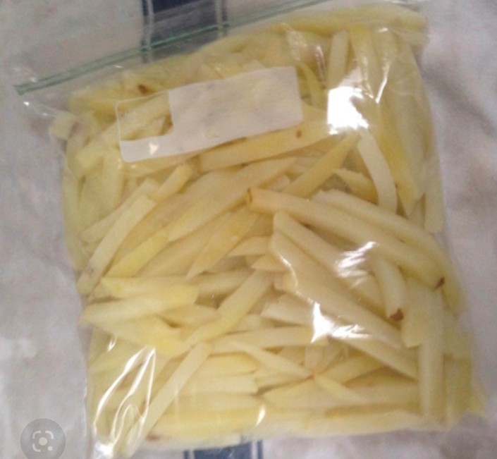 METRO BERRYS frozen french fries, Certification : FSSAI