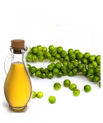BLACK PEPPER OIL, Color : Colorless to Yellow