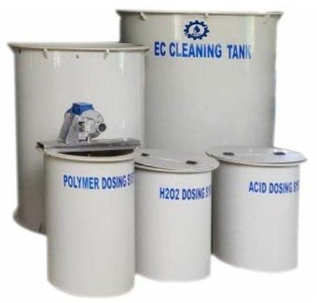 Cylindrical Mild Steel Chemical Dosing Tank