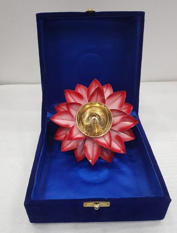 Lotus Shape Diya with gifting Boxes, for Packaging, Feature : Biodegradeable