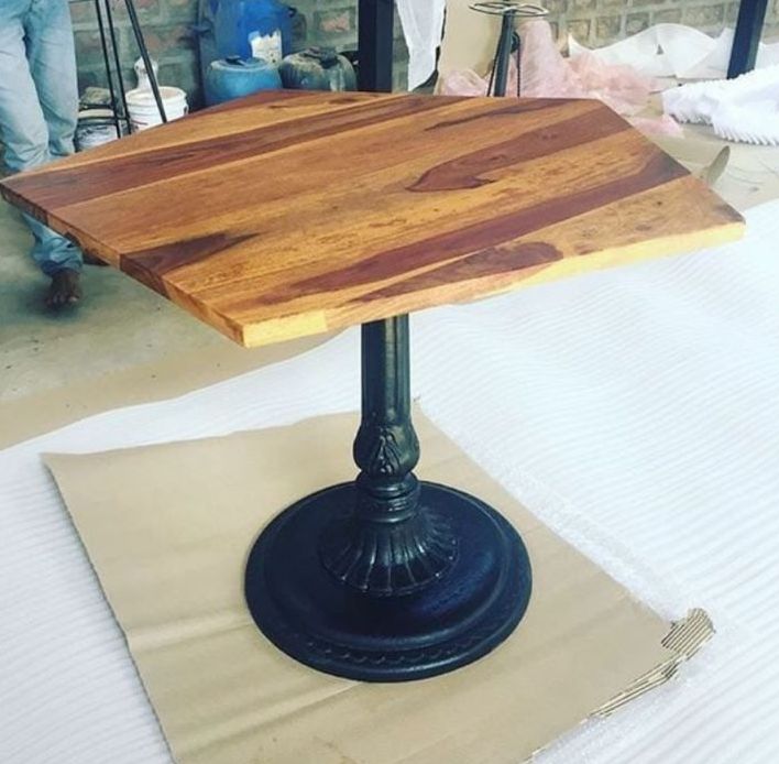 Stylish Table, Size : Standard
