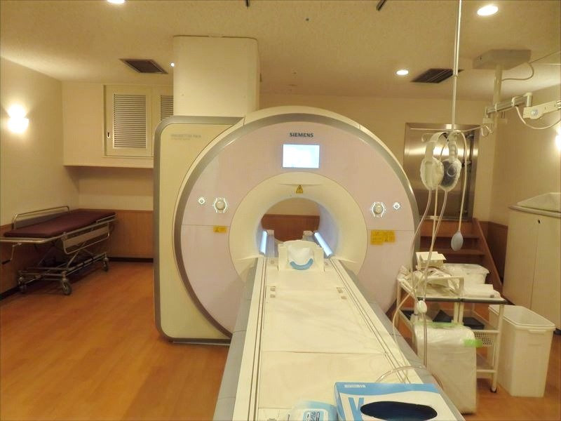 Siemens Aera 1.5T MRI Scanner, for Medical Use, Certification : CE Certified