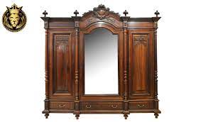 French Style Teak Wood Wardrobe, Design : Royalzig Antique