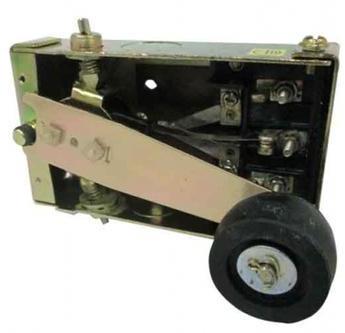Electric Elevator Gang Switch, Feature : Best Quality, Digital Operated, High Loadiing Capacity, Rust Proof Body