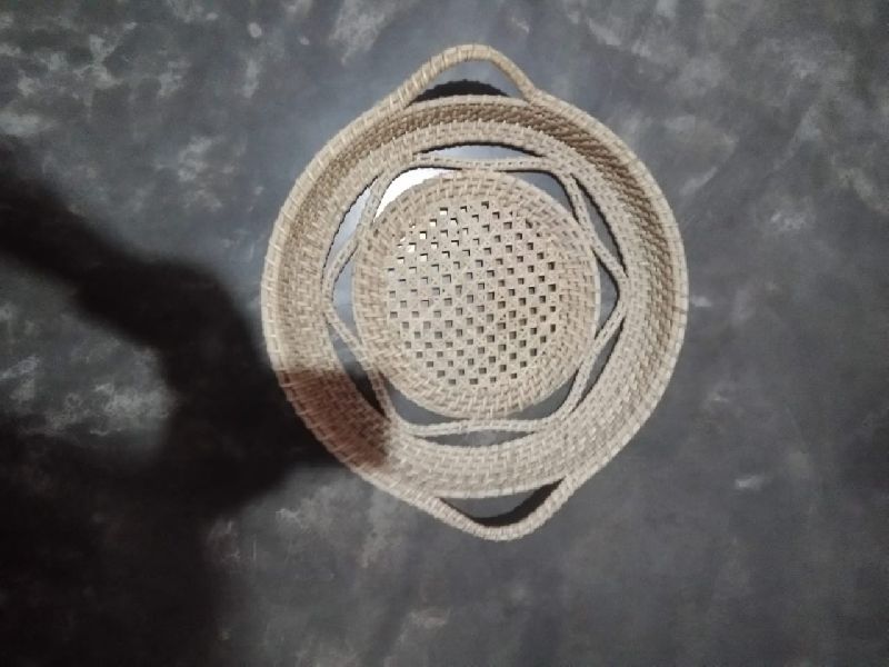 Round circular rattan/cane tray, for Personal Use, Decoration Use, Feature : Eco-Friendly
