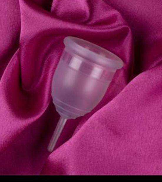 Premium Menstrual Cups, for Feminine Hygiene Products, Pattern : Plain