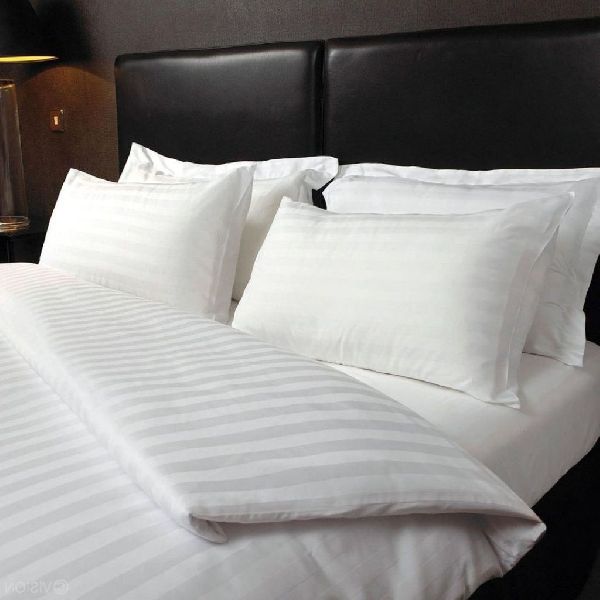 Cotton Rekhas Premium Double Duvet, for Bed Use, Size : 90 x 100